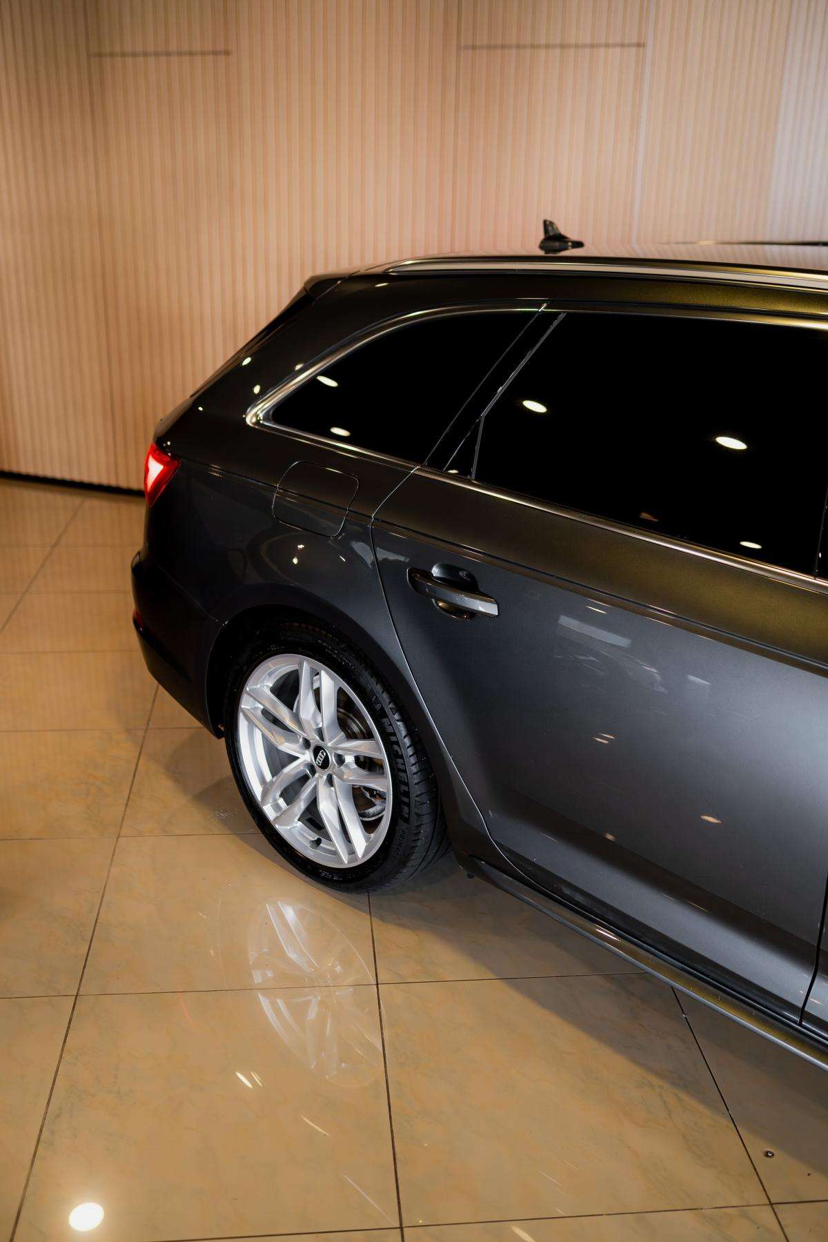 audi-a4-avant-2016-diesel-1968cc