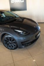 tesla-model-3-2022-eletrico-500cc