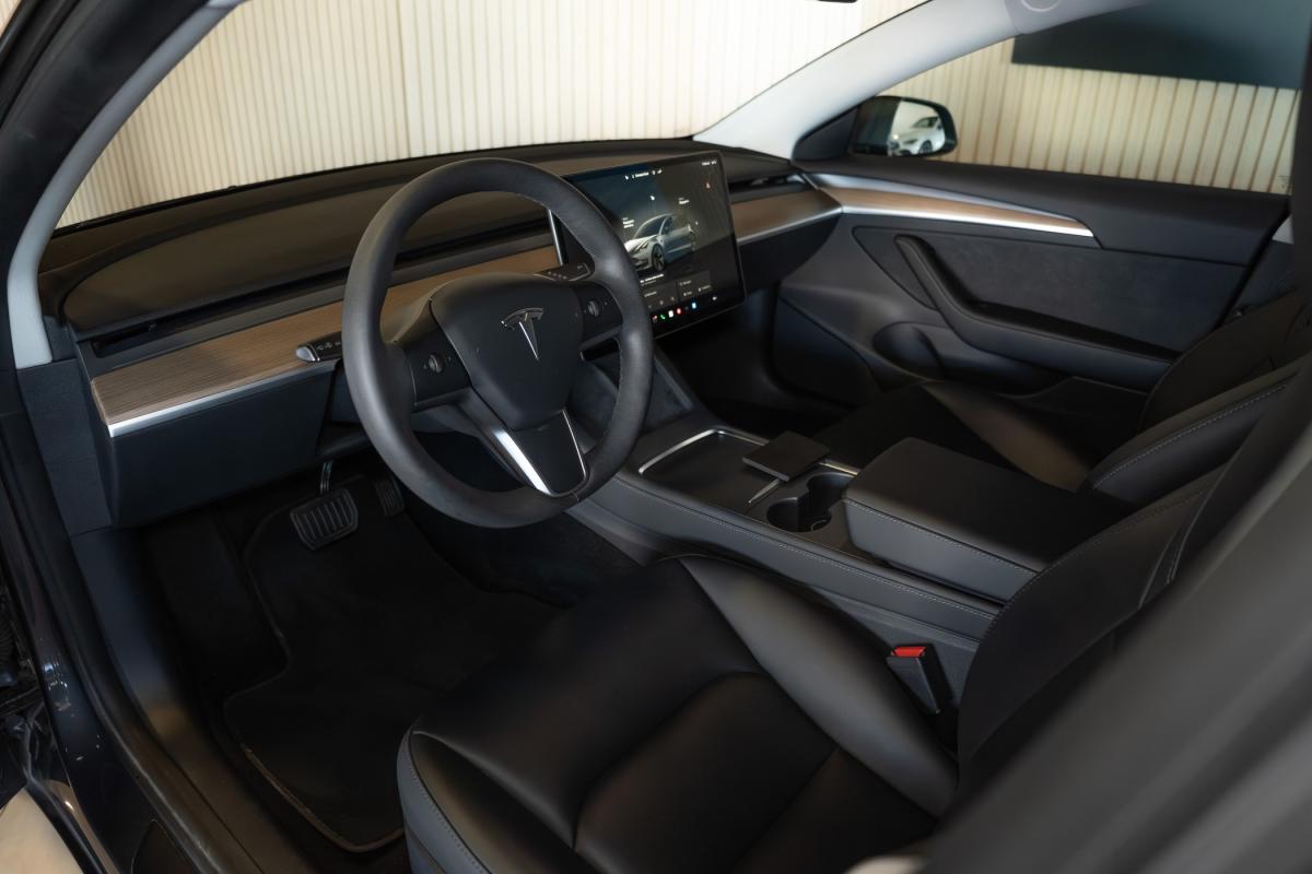 tesla-model-3-2022-eletrico-500cc