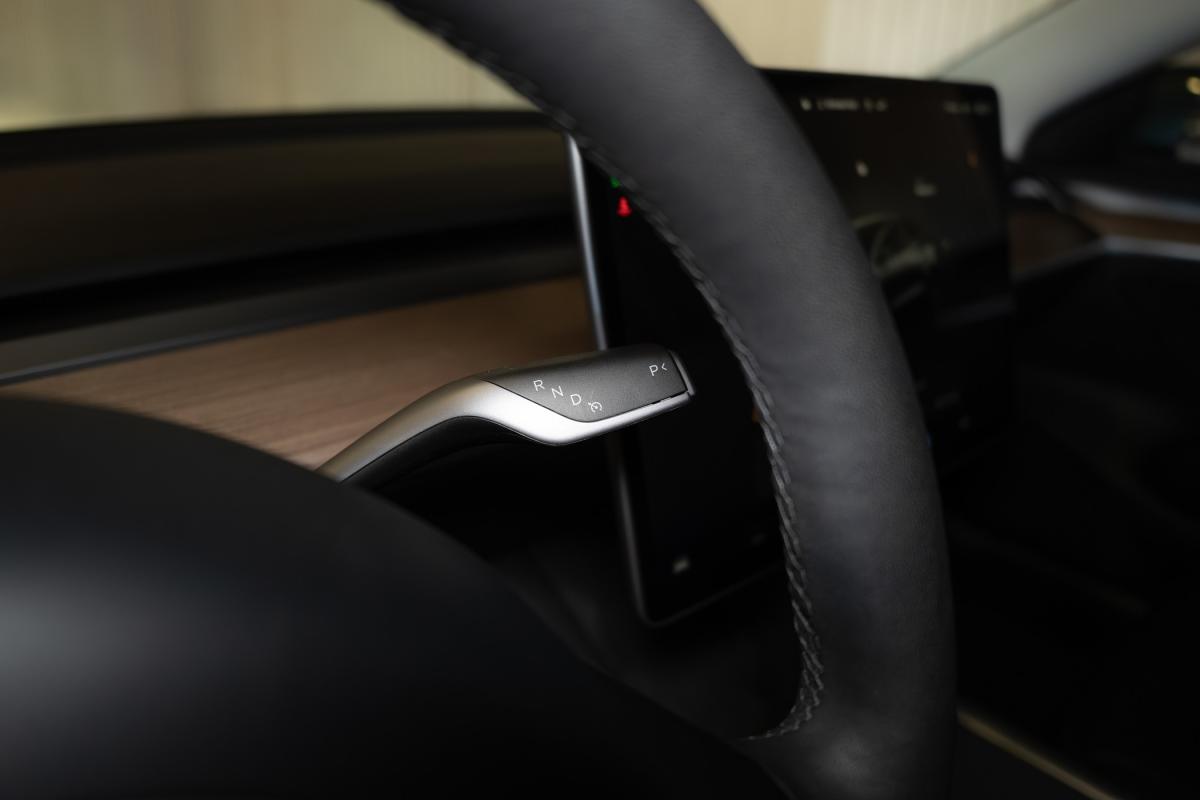 tesla-model-3-2022-eletrico-500cc