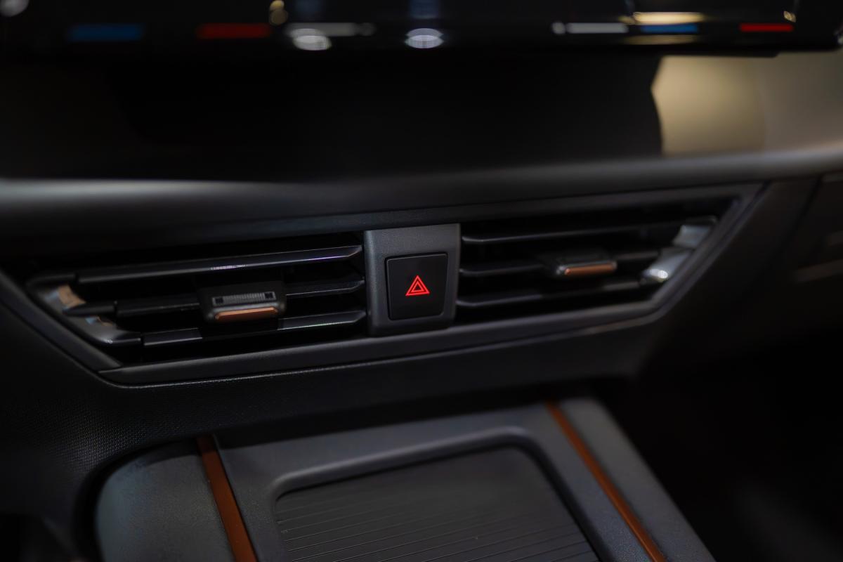 cupra-born-2023-eletrico-500cc