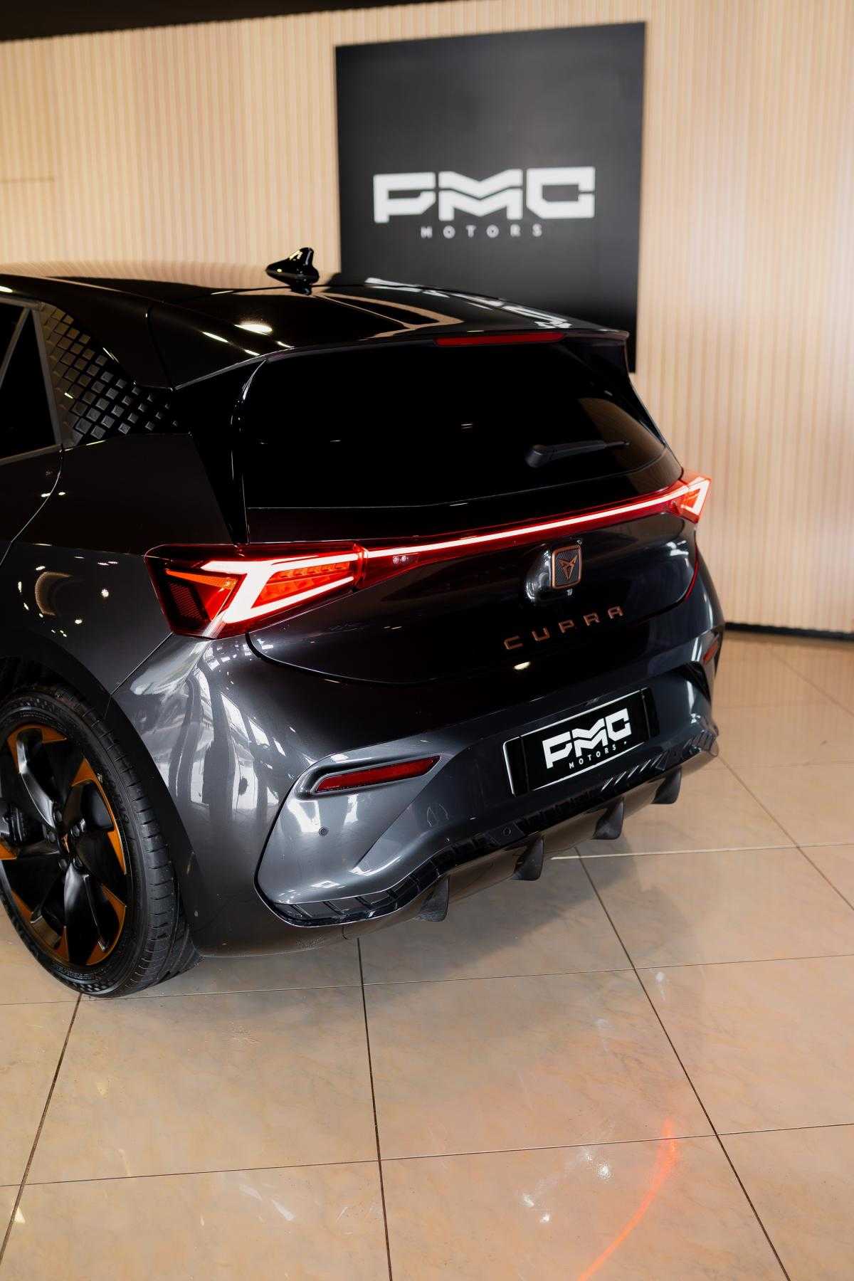 cupra-born-2023-eletrico-500cc