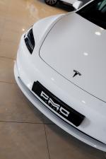 tesla-model-3-2024-eletrico-500cc