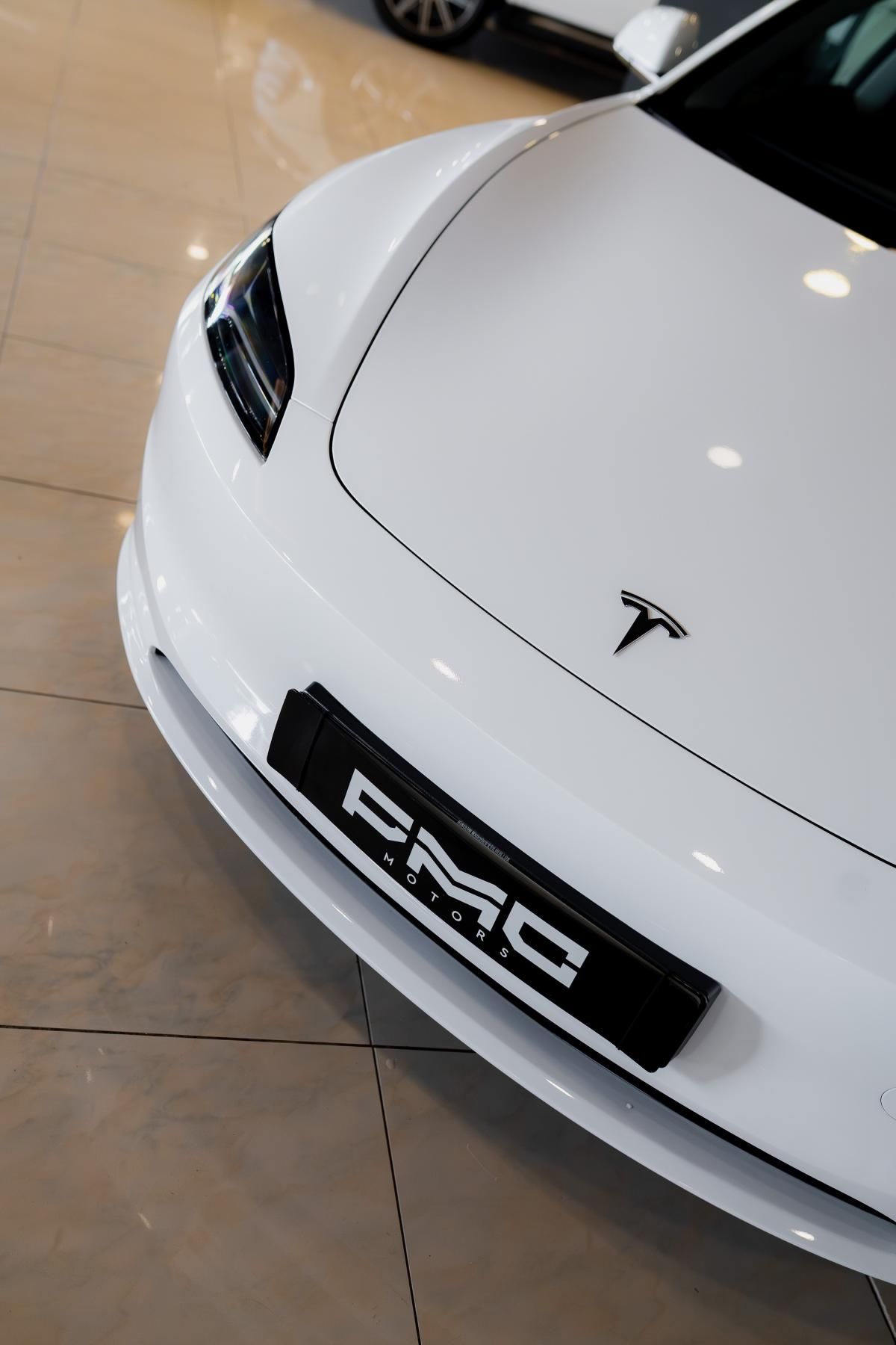 tesla-model-3-2024-eletrico-500cc
