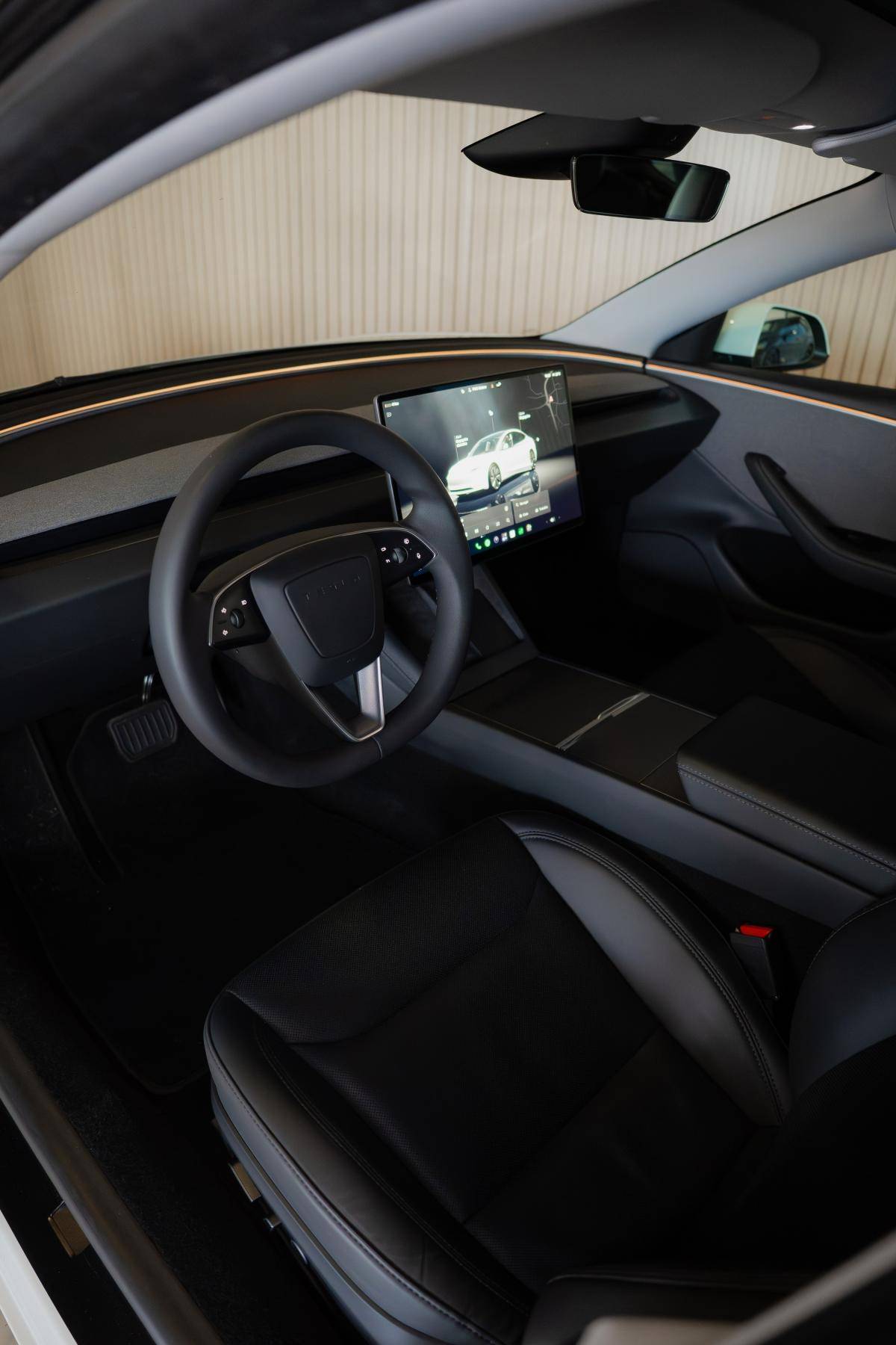 tesla-model-3-2024-eletrico-500cc
