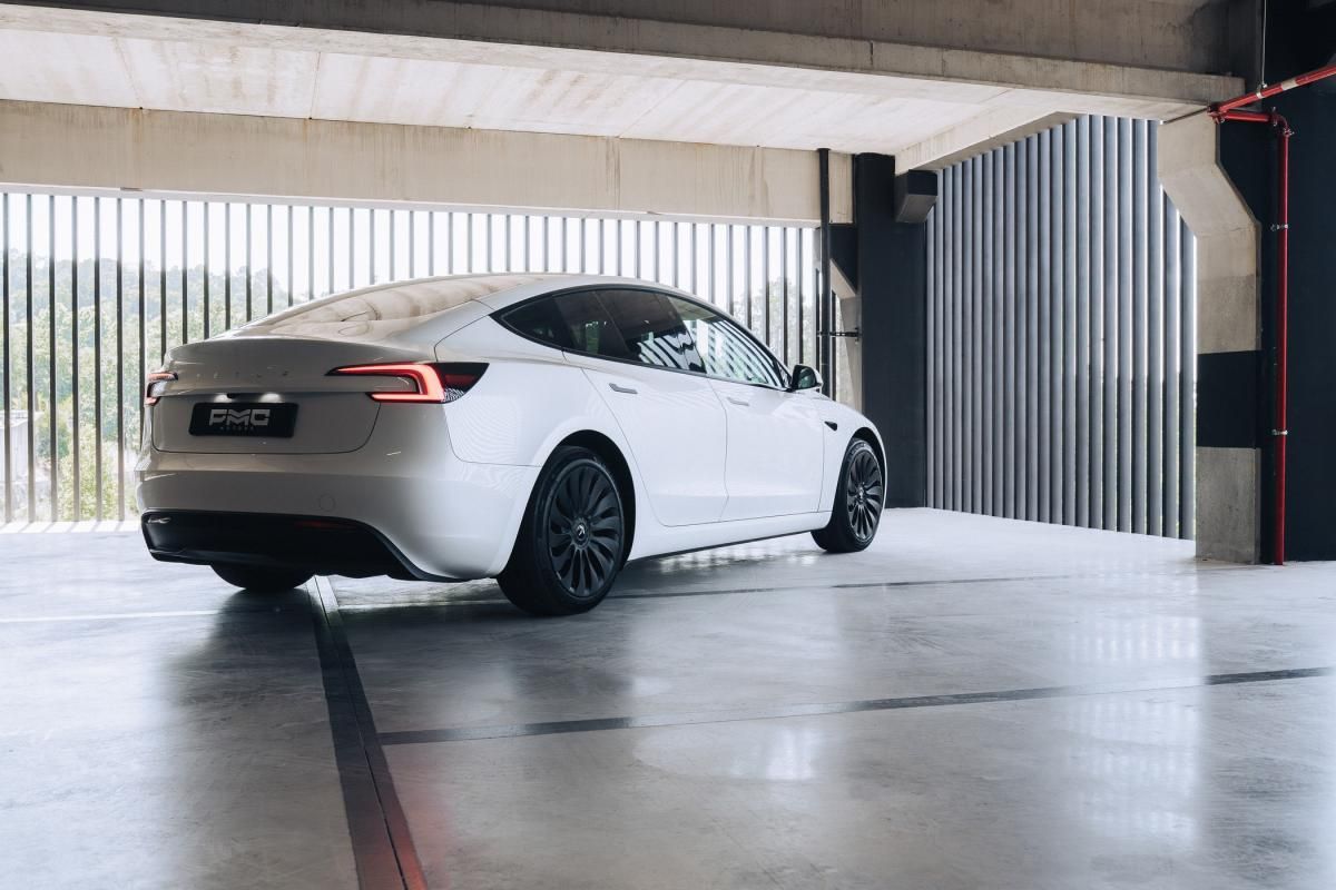tesla-model-3-2024-eletrico-500cc