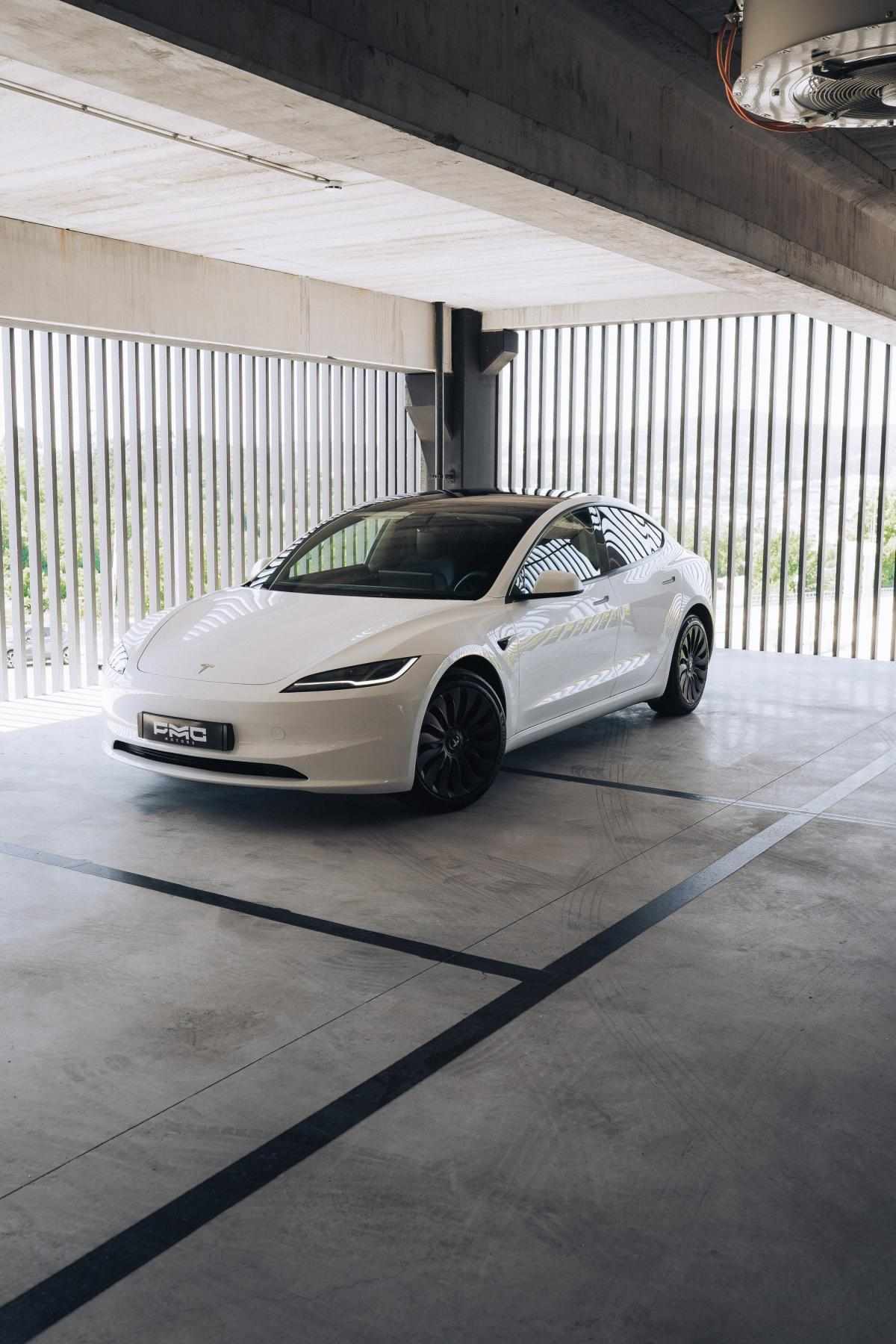 tesla-model-3-2024-eletrico-500cc
