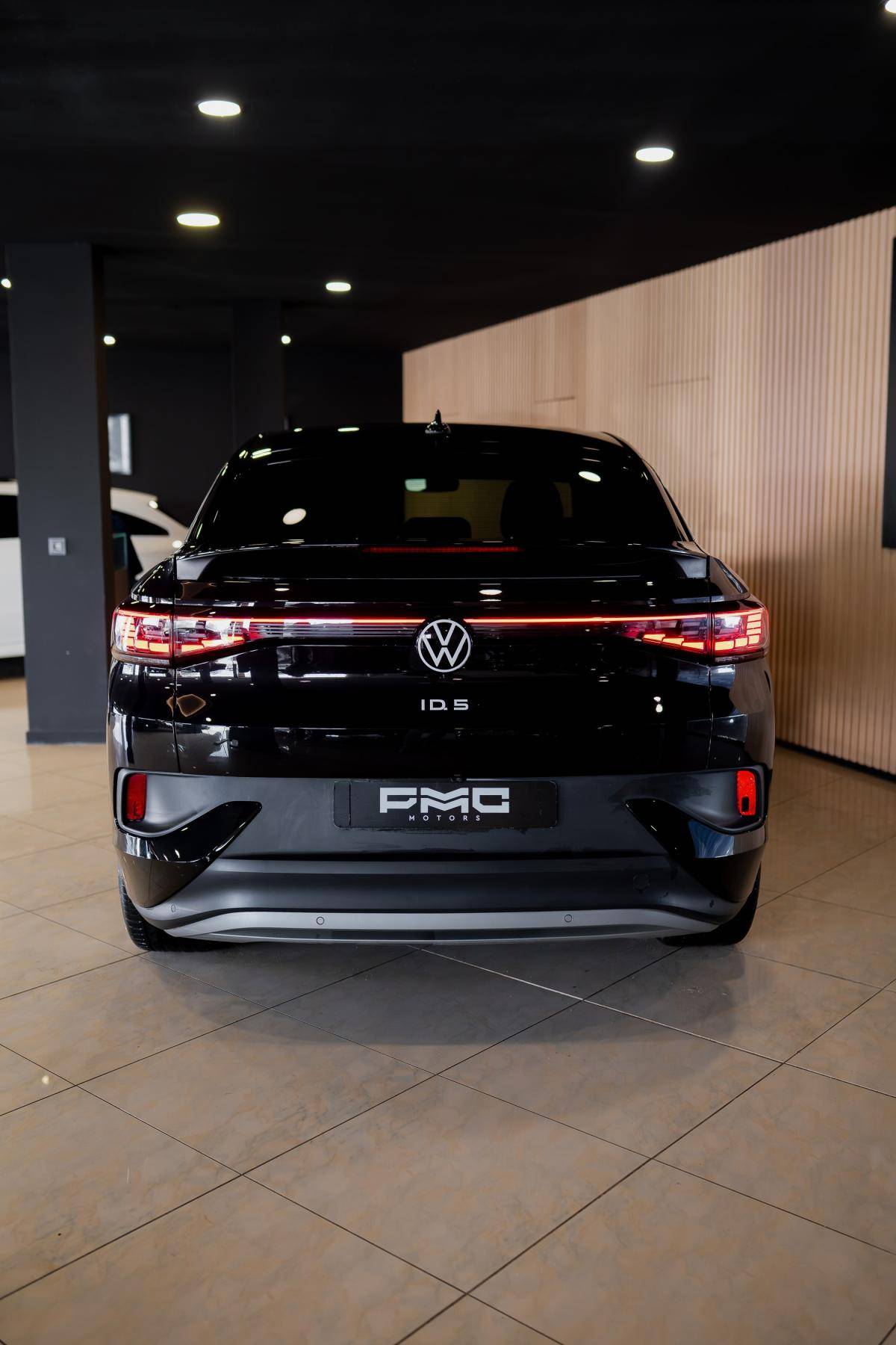 volkswagen-id-5-2022-eletrico-500cc