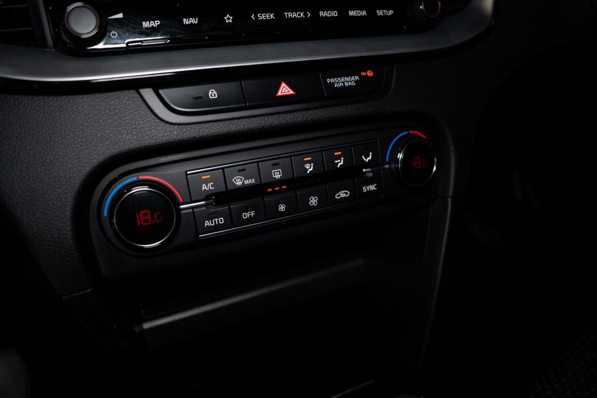 kia-ceed-sw-2020-diesel-1598cc