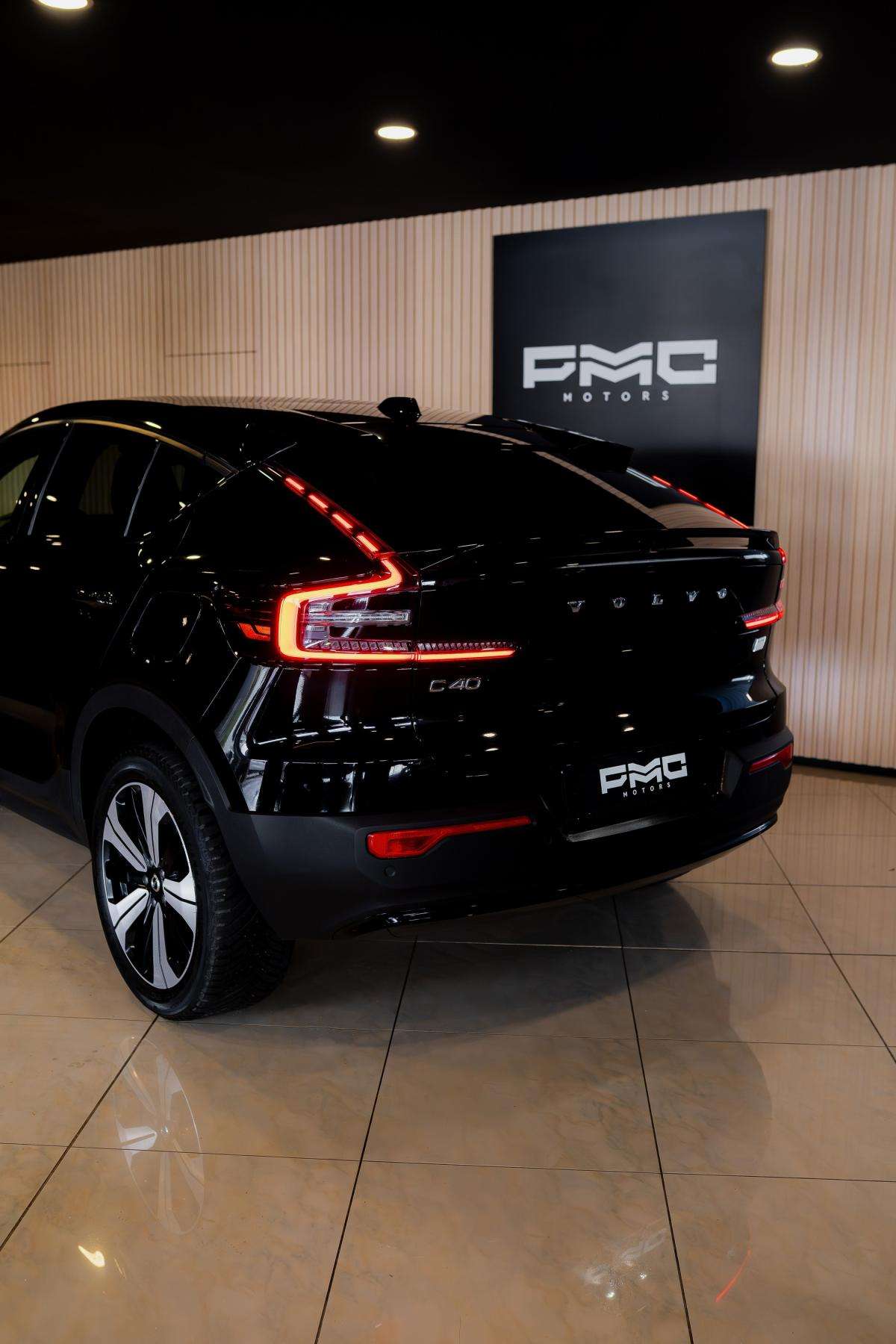 volvo-c40-2022-eletrico-500cc