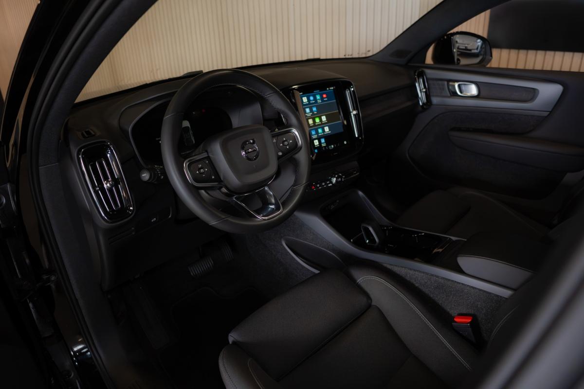 volvo-c40-2022-eletrico-500cc