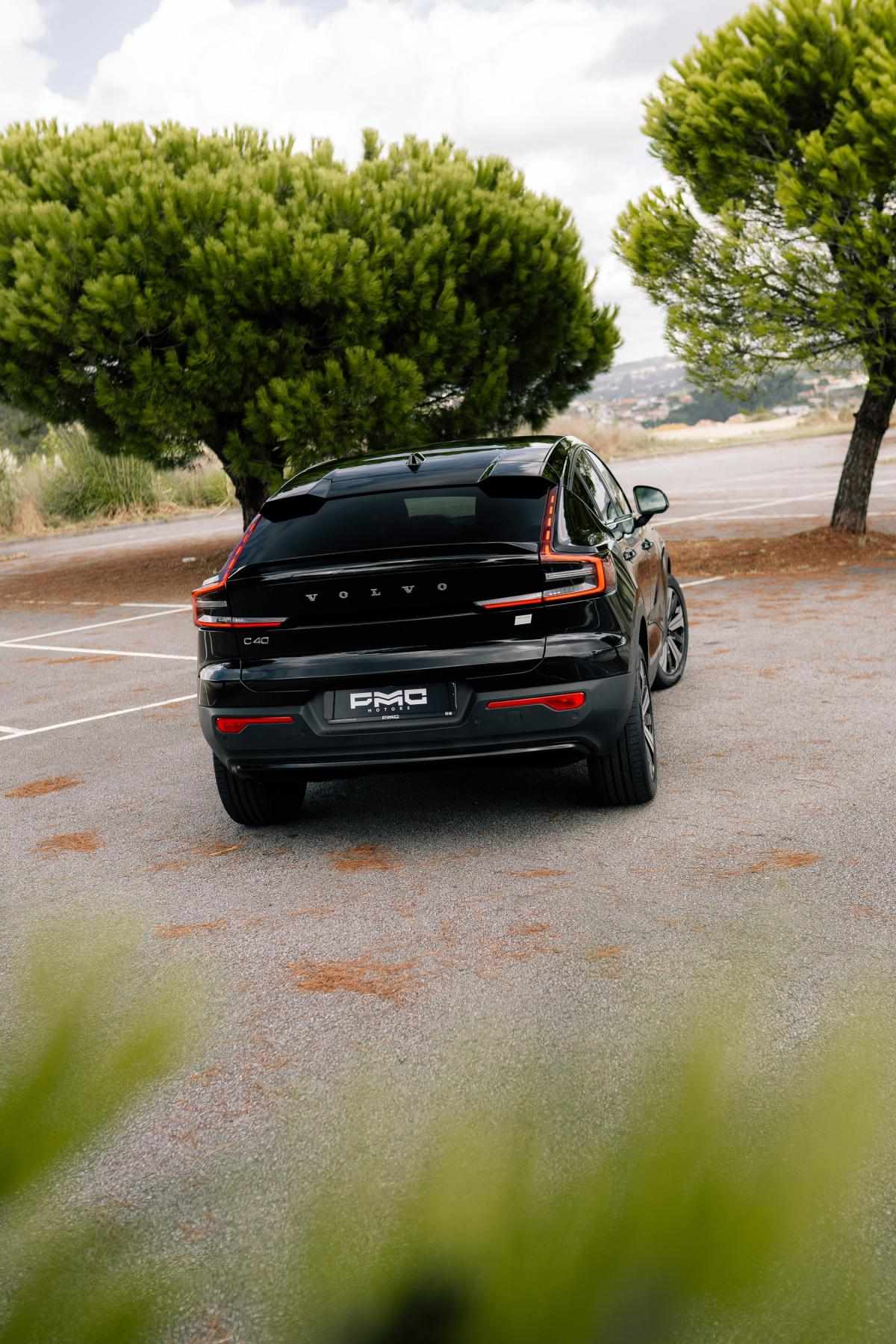 volvo-c40-2022-eletrico-500cc