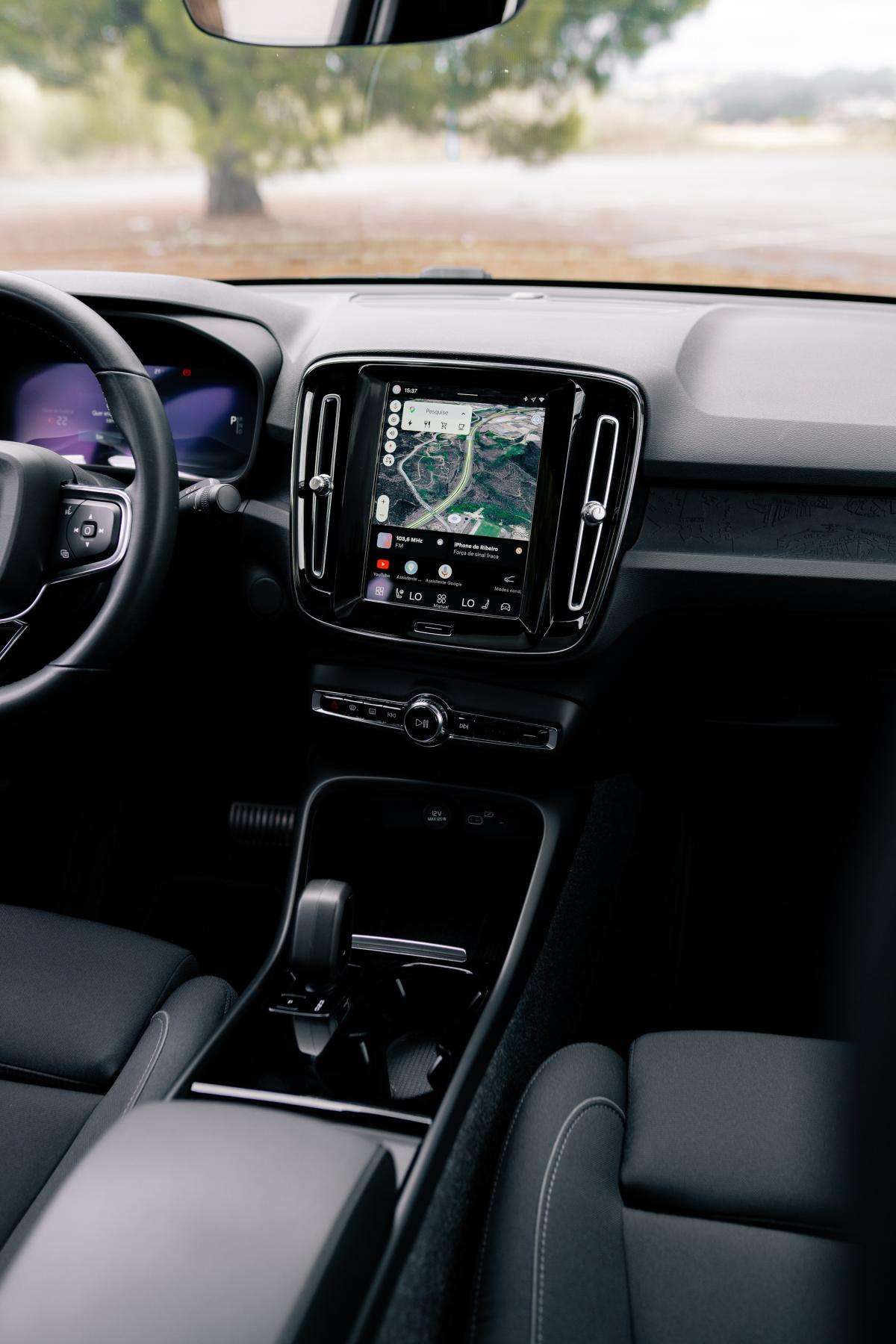 volvo-c40-2022-eletrico-500cc