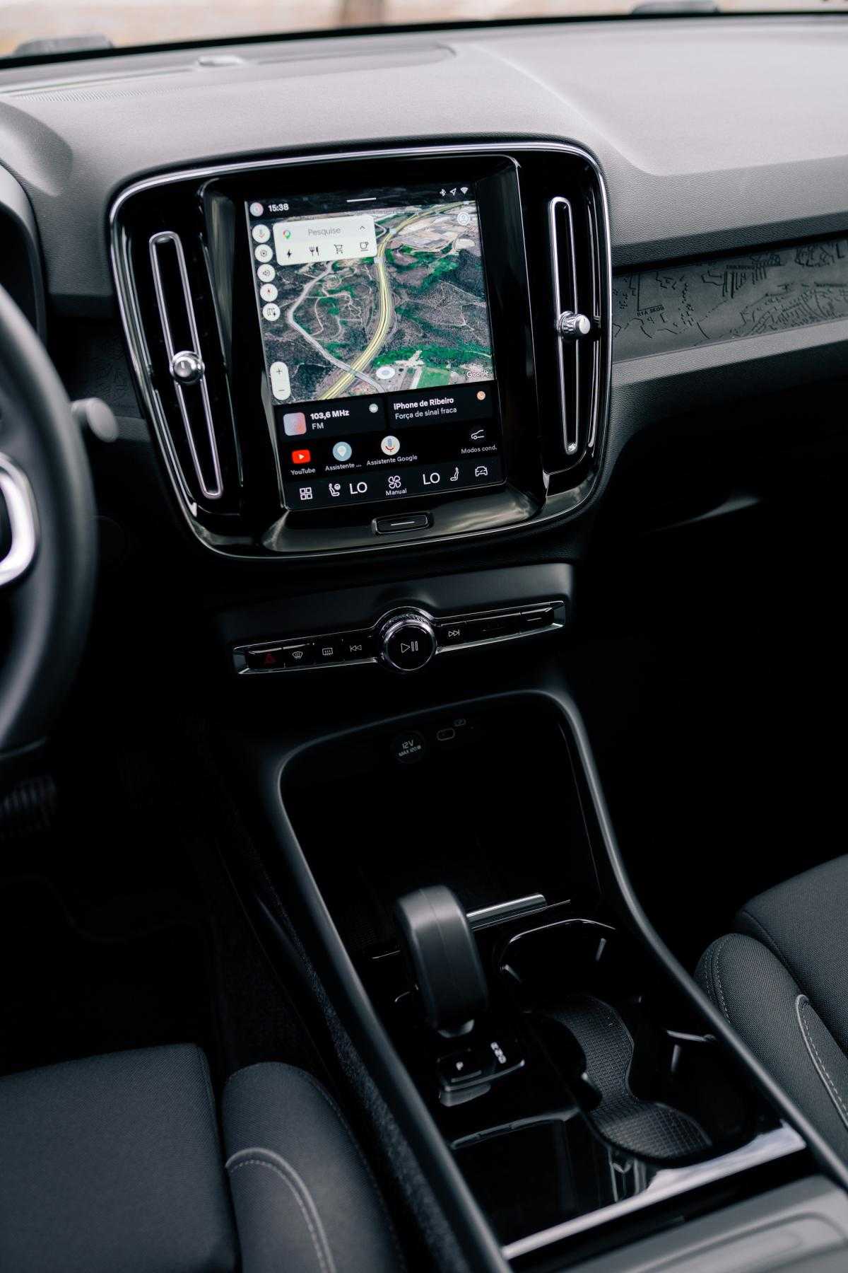 volvo-c40-2022-eletrico-500cc