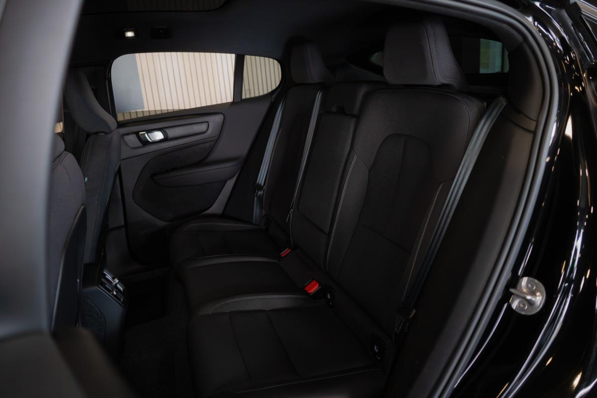 volvo-c40-2022-eletrico-500cc