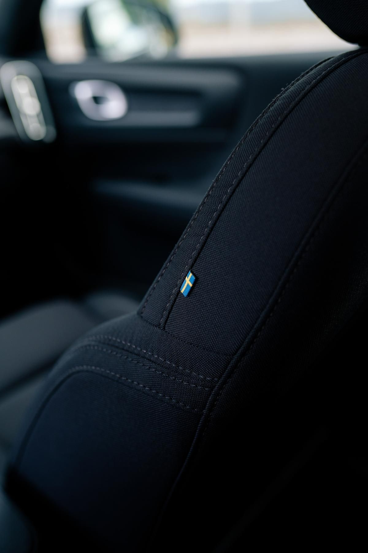volvo-c40-2022-eletrico-500cc