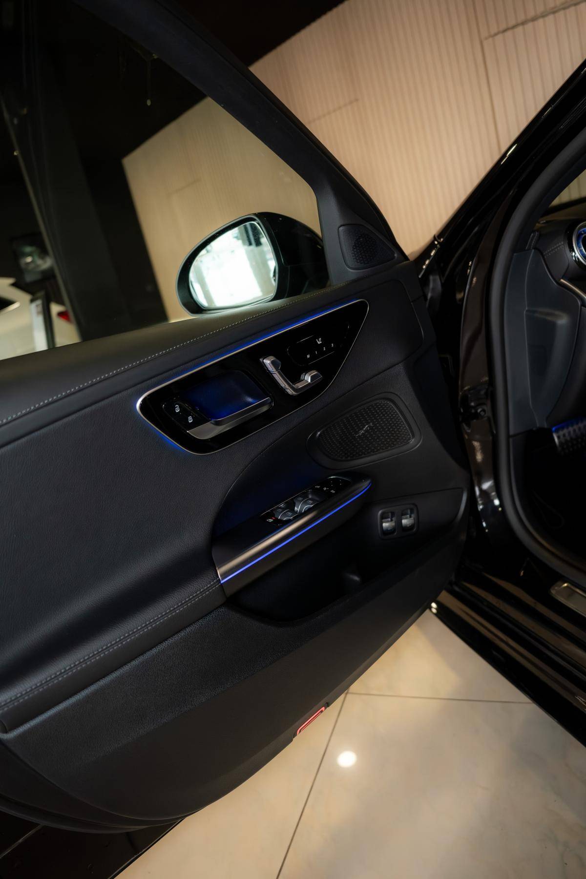 mercedes-benz-classe-c-2023-hibrido-a-gasolina-1991cc