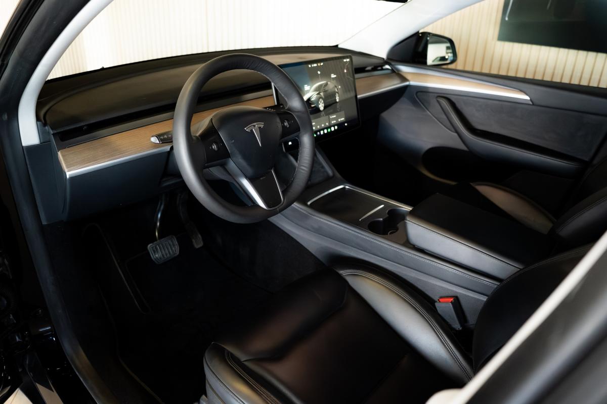 tesla-model-y-2023-eletrico-0cc