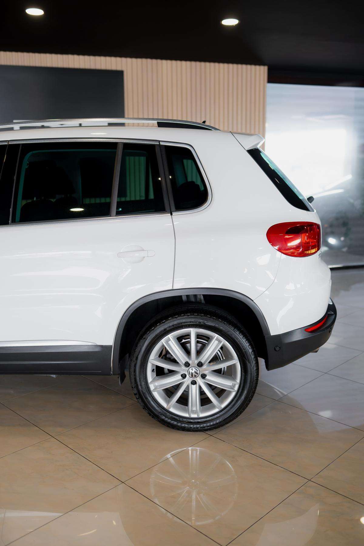volkswagen-tiguan-2011-gasolina-1390cc
