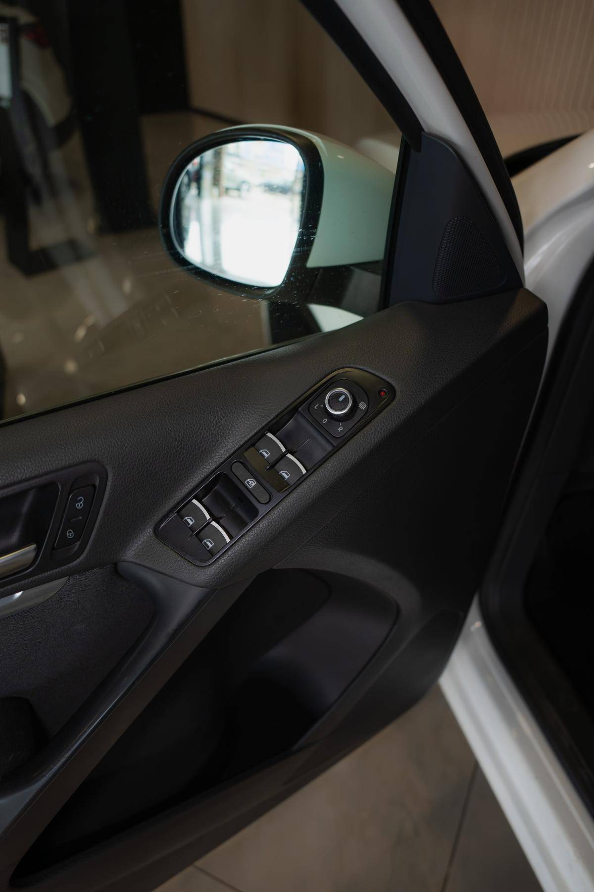 volkswagen-tiguan-2011-gasolina-1390cc