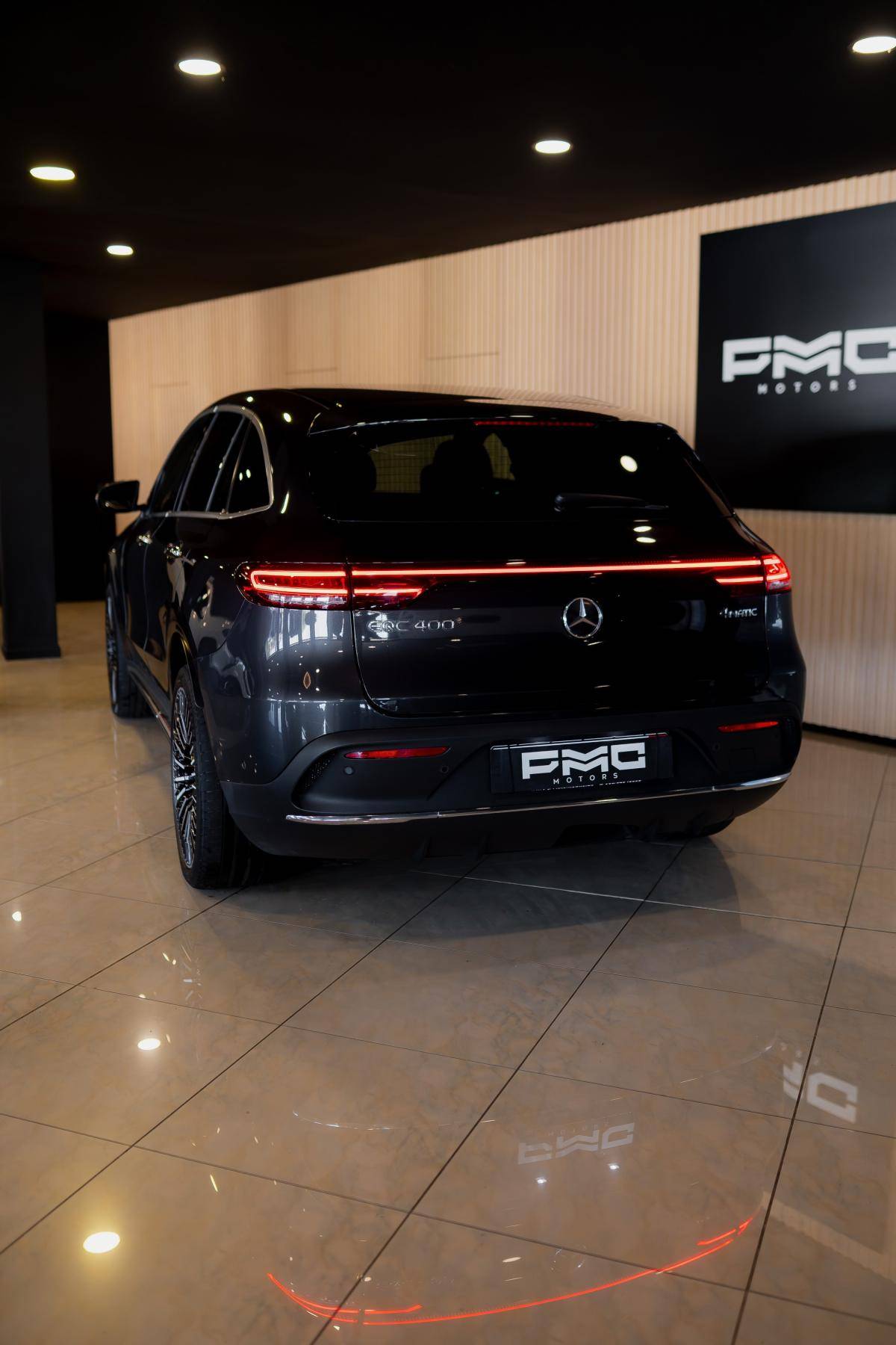 mercedes-benz-eqc-2022-eletrico-500cc