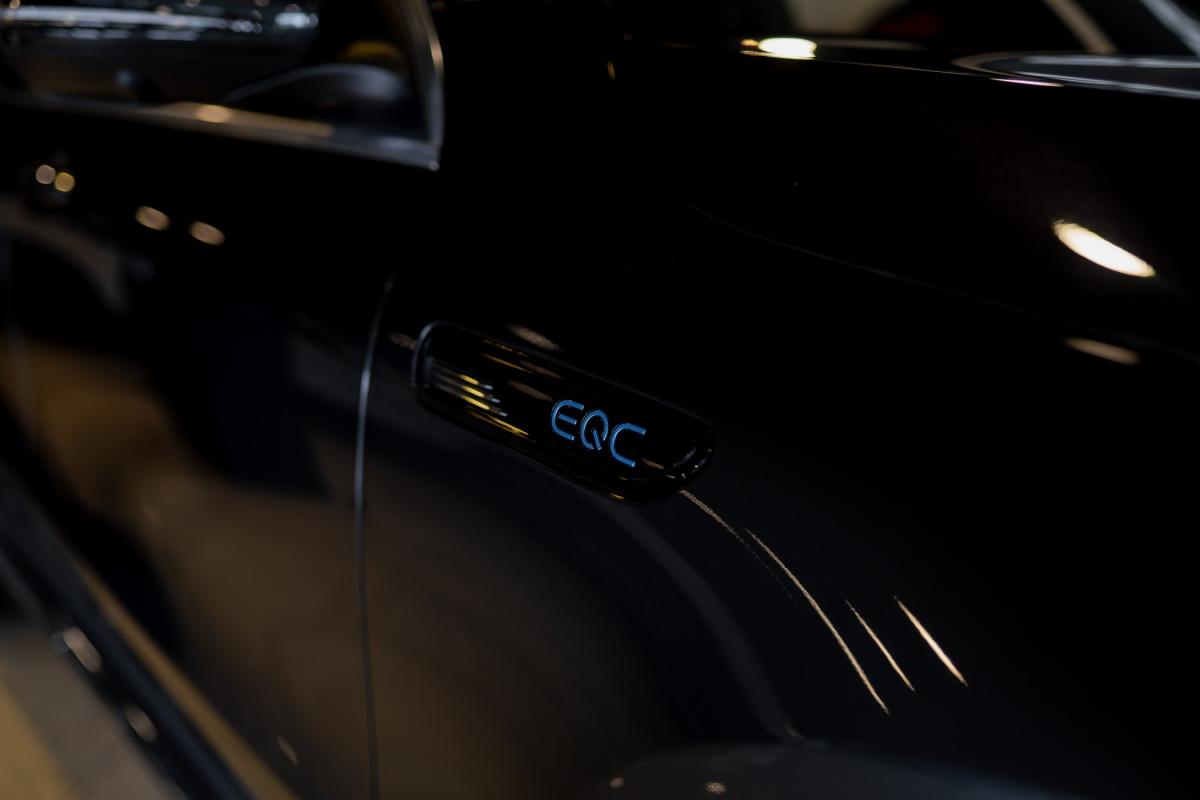 mercedes-benz-eqc-2022-eletrico-500cc