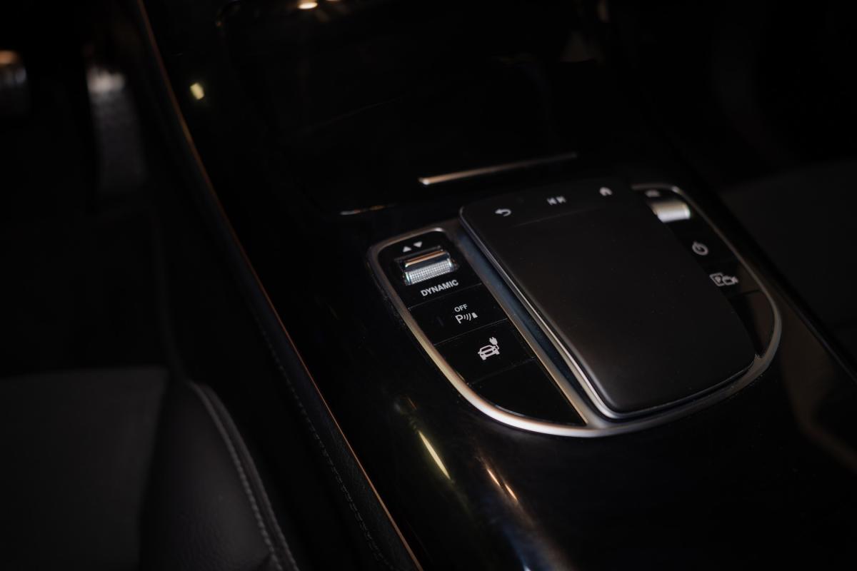 mercedes-benz-eqc-2022-eletrico-500cc