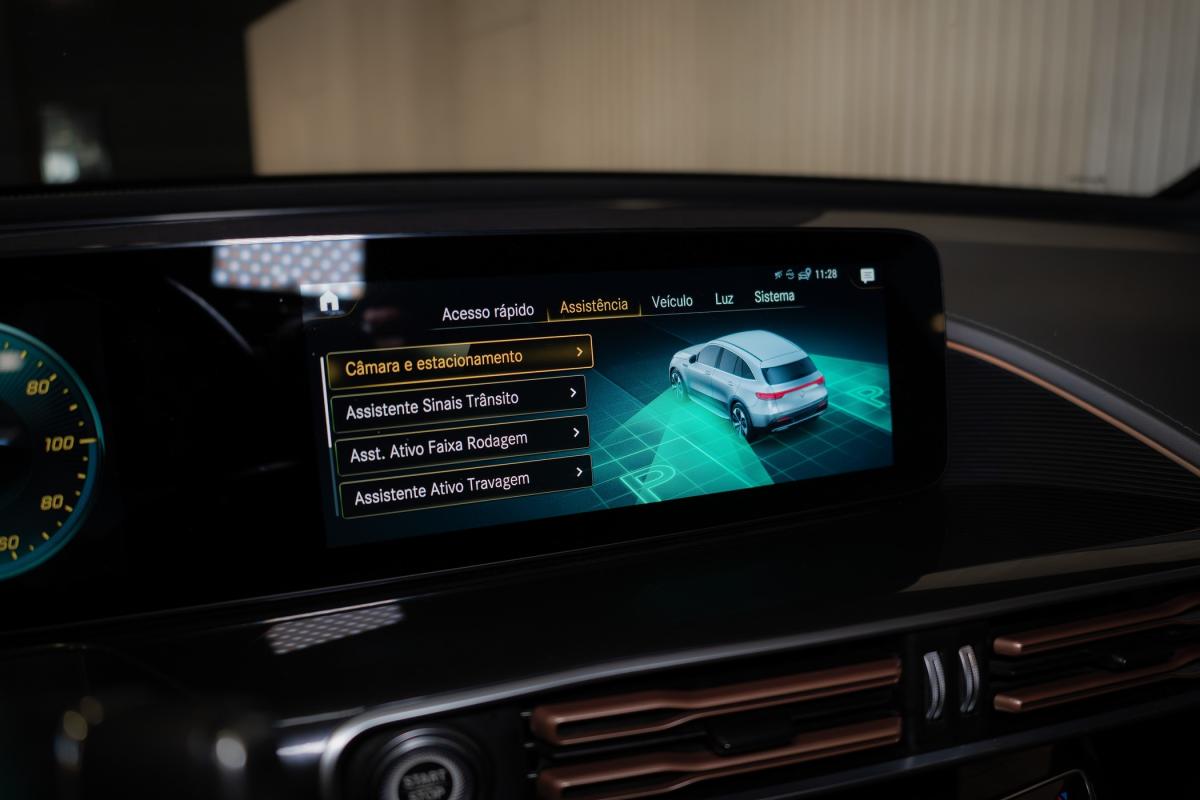 mercedes-benz-eqc-2022-eletrico-500cc