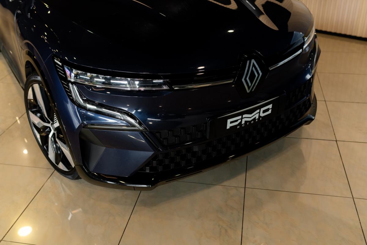 renault-megane-e-tech-2022-eletrico-0cc
