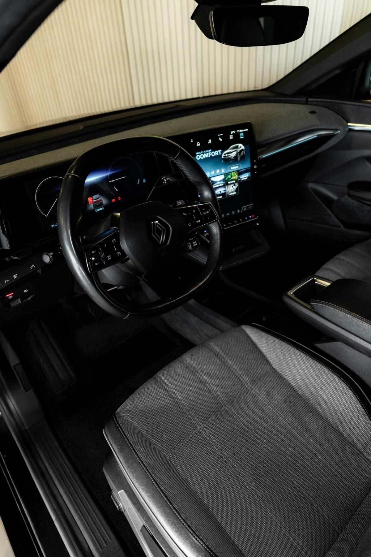 renault-megane-e-tech-2022-eletrico-0cc