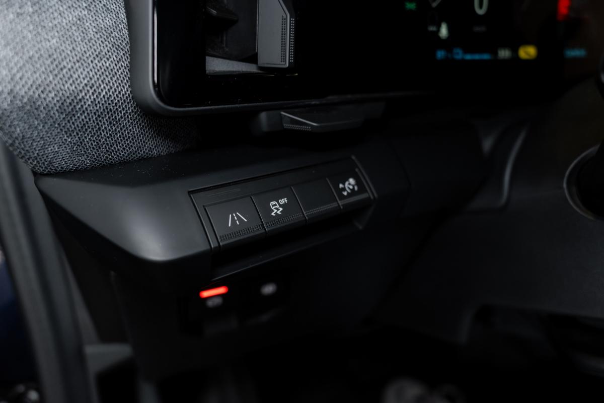renault-megane-e-tech-2022-eletrico-0cc