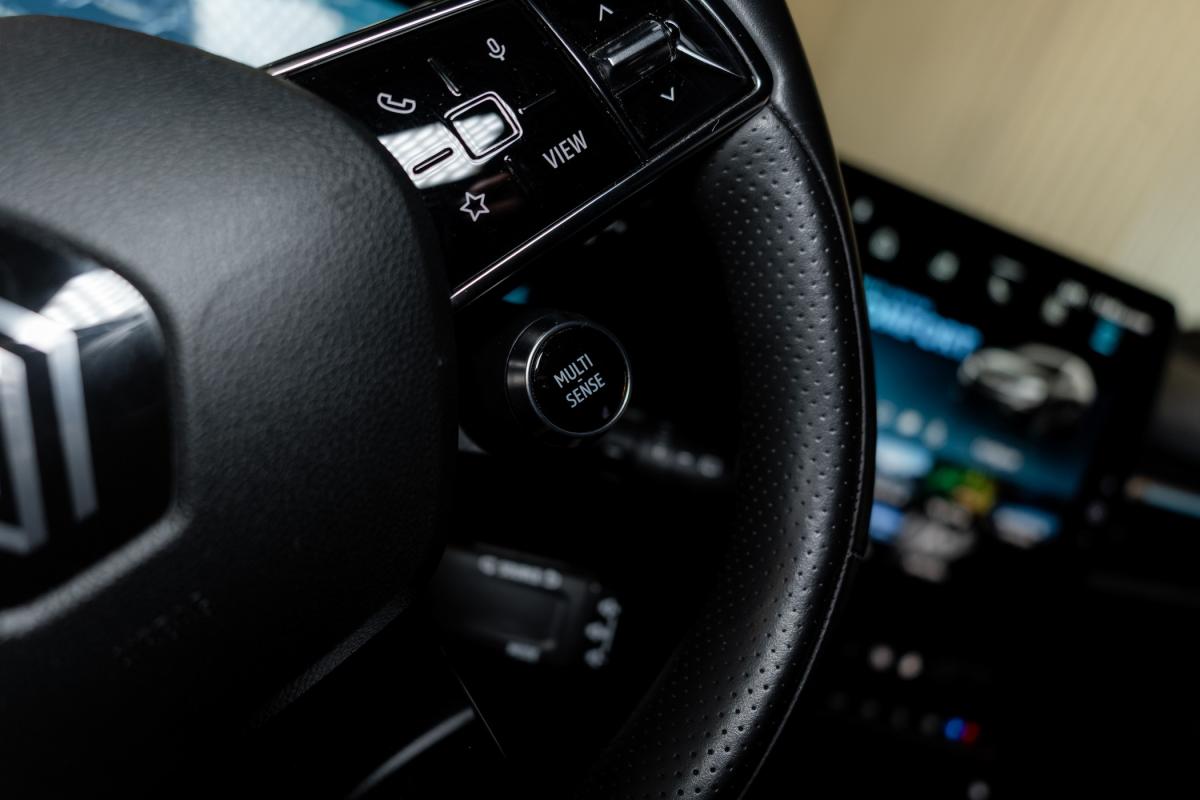 renault-megane-e-tech-2022-eletrico-0cc