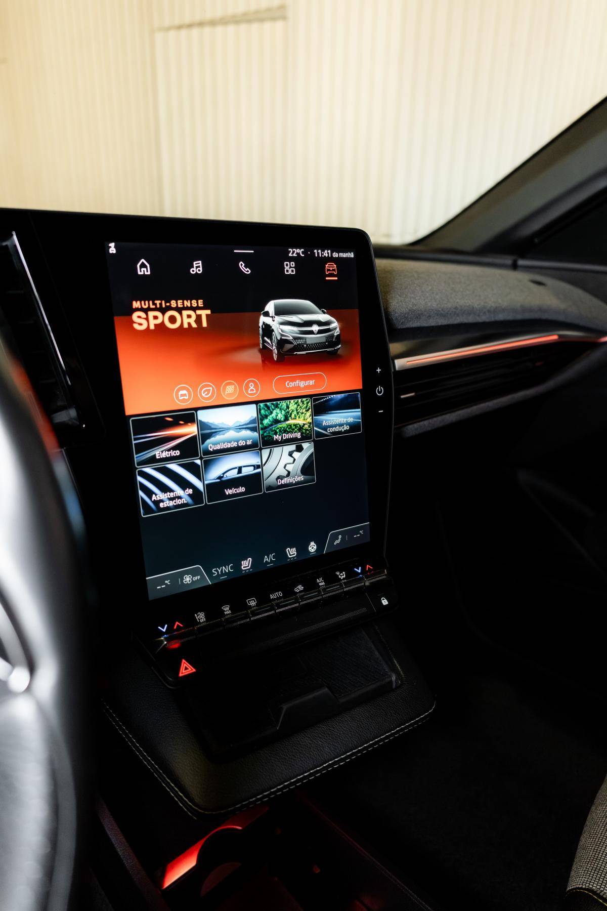 renault-megane-e-tech-2022-eletrico-0cc