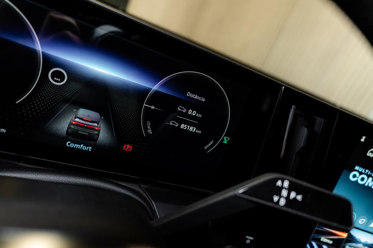 renault-megane-e-tech-2022-eletrico-0cc