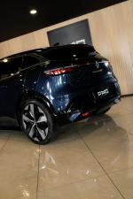 renault-megane-e-tech-2022-eletrico-0cc