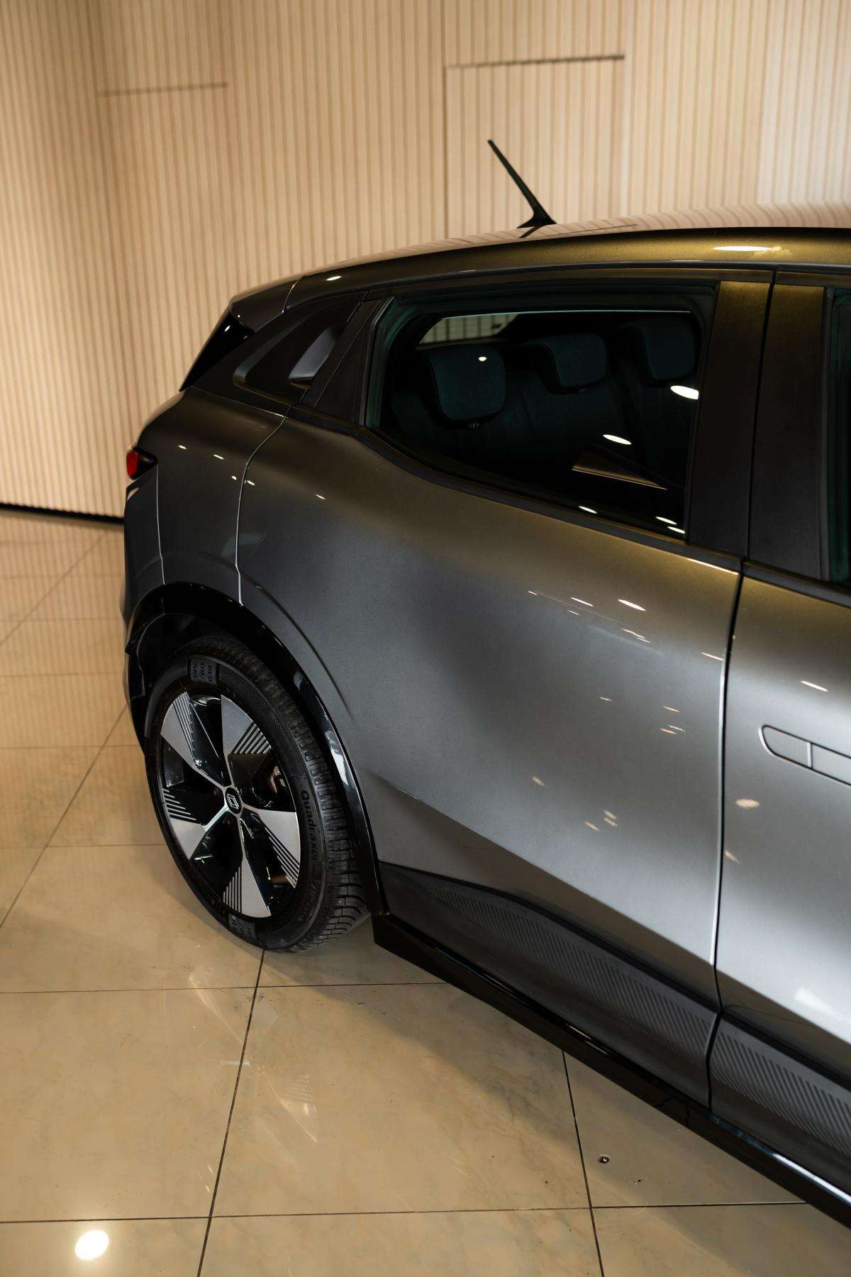 renault-megane-e-tech-2023-eletrico-0cc