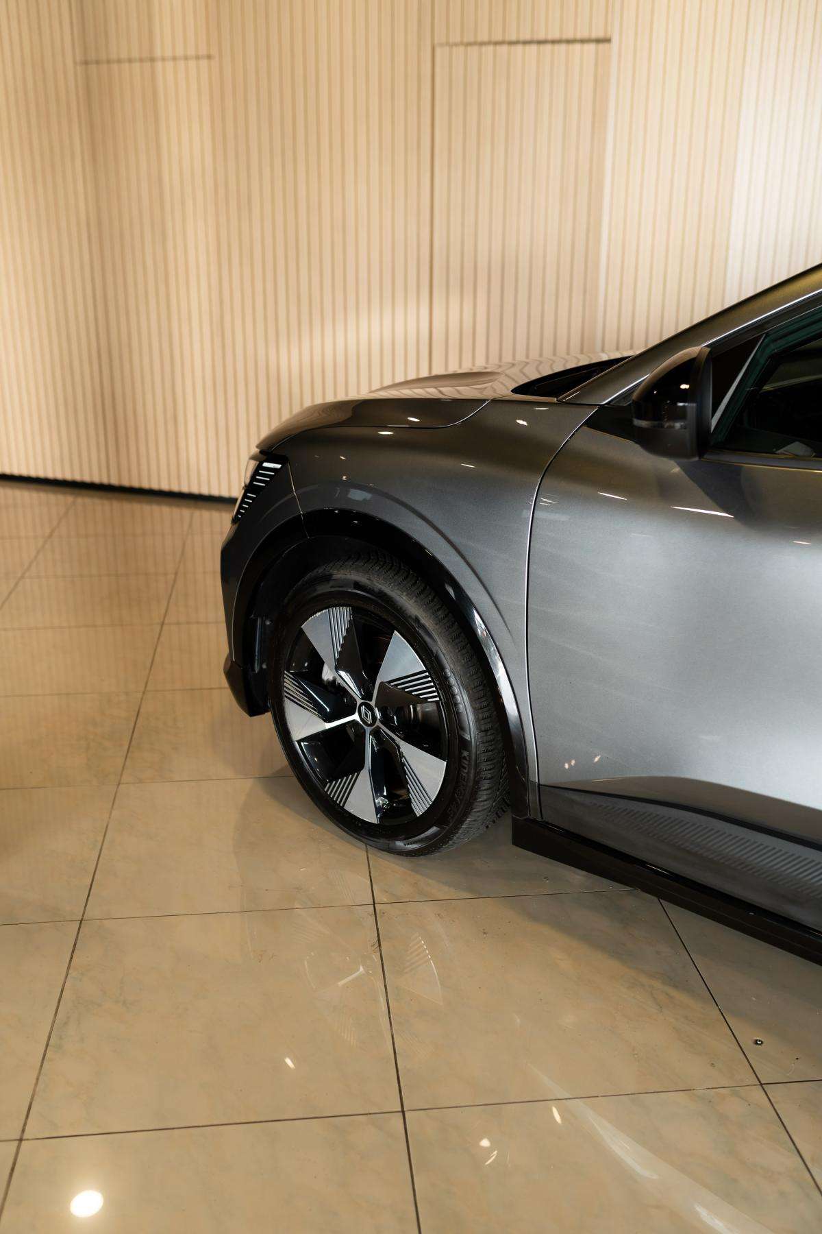 renault-megane-e-tech-2023-eletrico-0cc