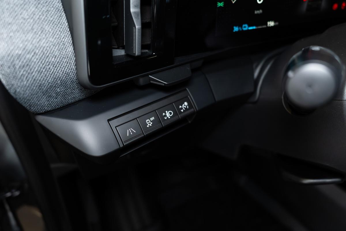 renault-megane-e-tech-2023-eletrico-0cc