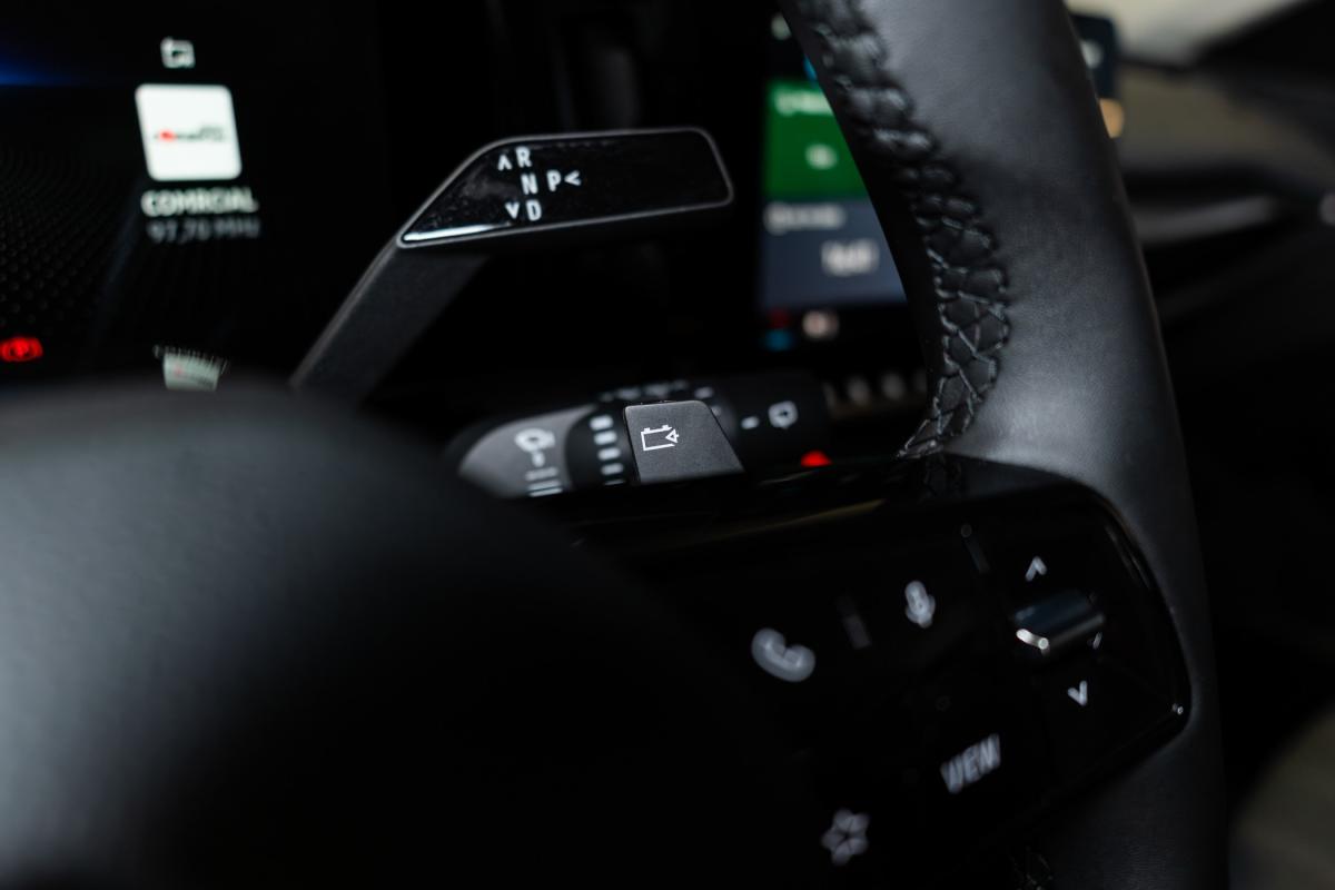 renault-megane-e-tech-2023-eletrico-0cc