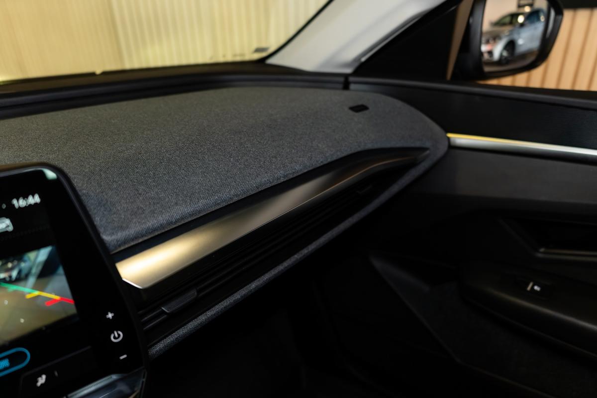 renault-megane-e-tech-2023-eletrico-0cc