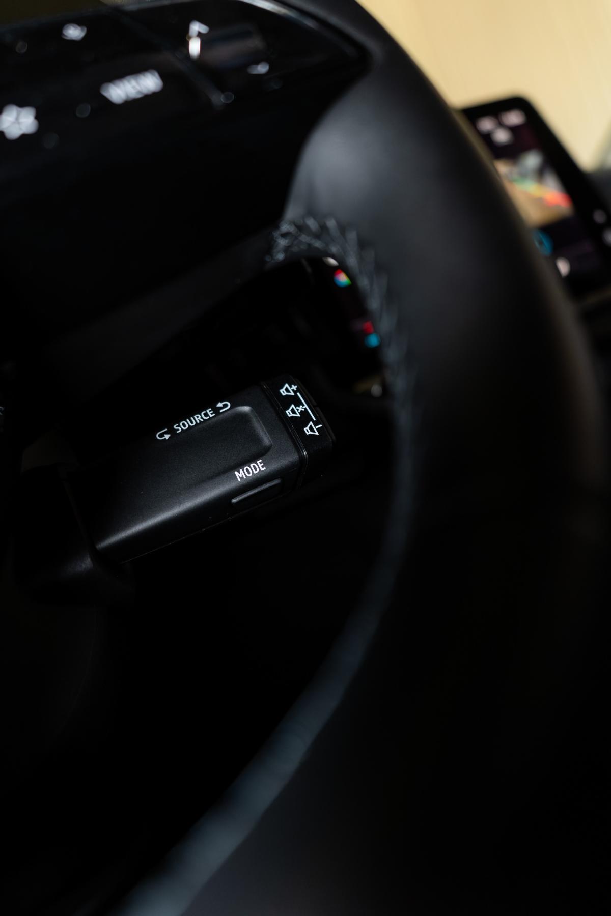 renault-megane-e-tech-2023-eletrico-0cc