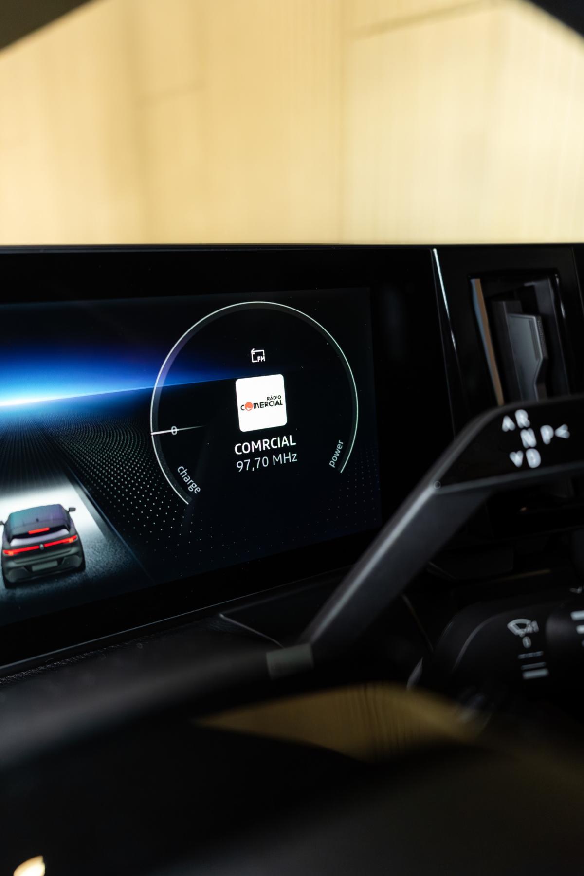renault-megane-e-tech-2023-eletrico-0cc