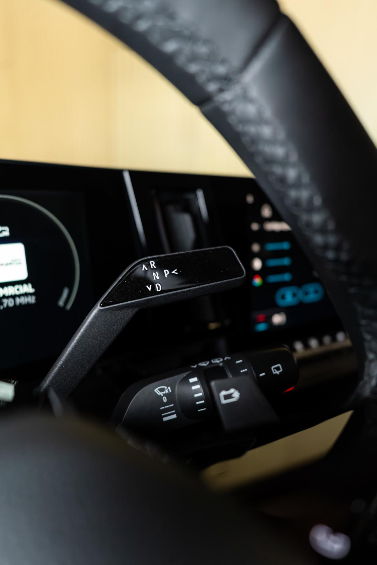 renault-megane-e-tech-2023-eletrico-0cc