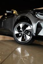 renault-megane-e-tech-2023-eletrico-0cc