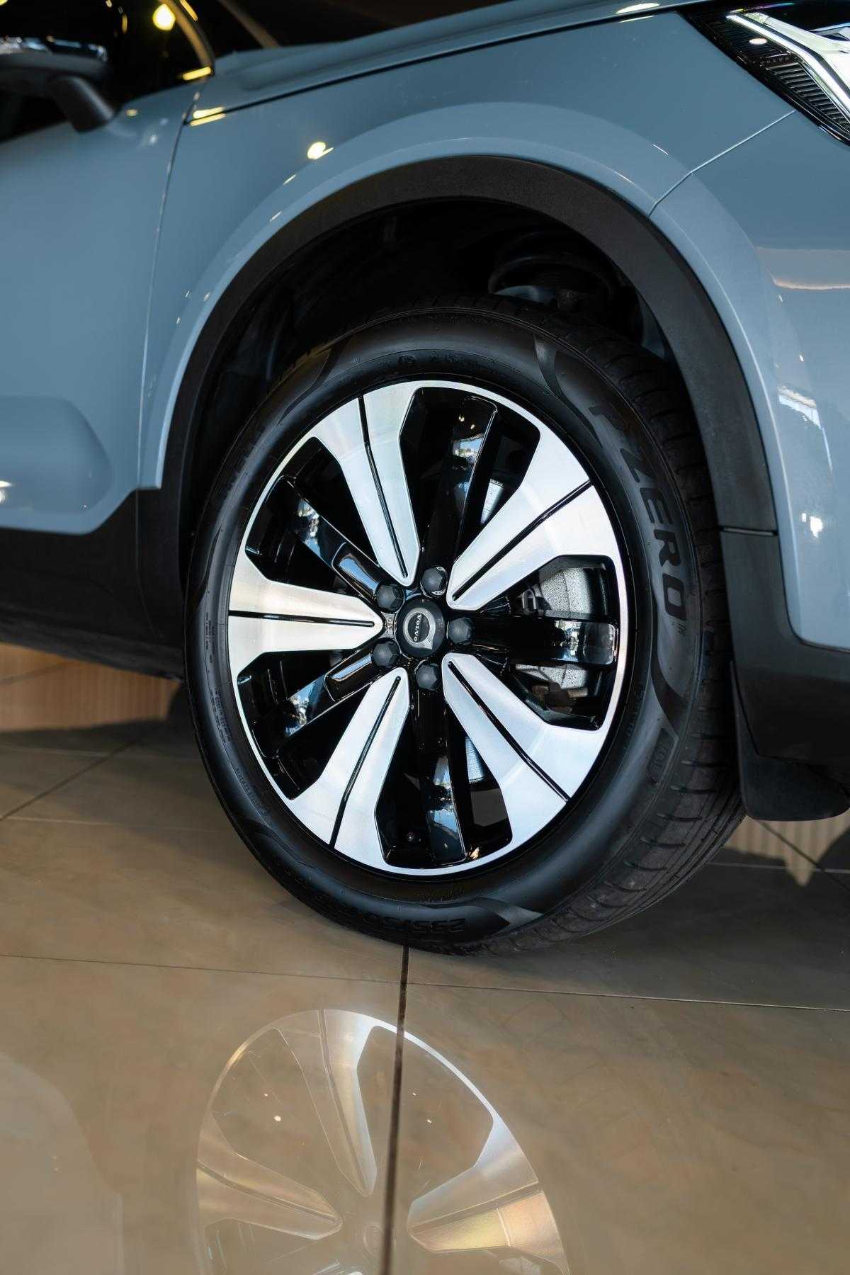 volvo-xc40-2022-eletrico-0cc