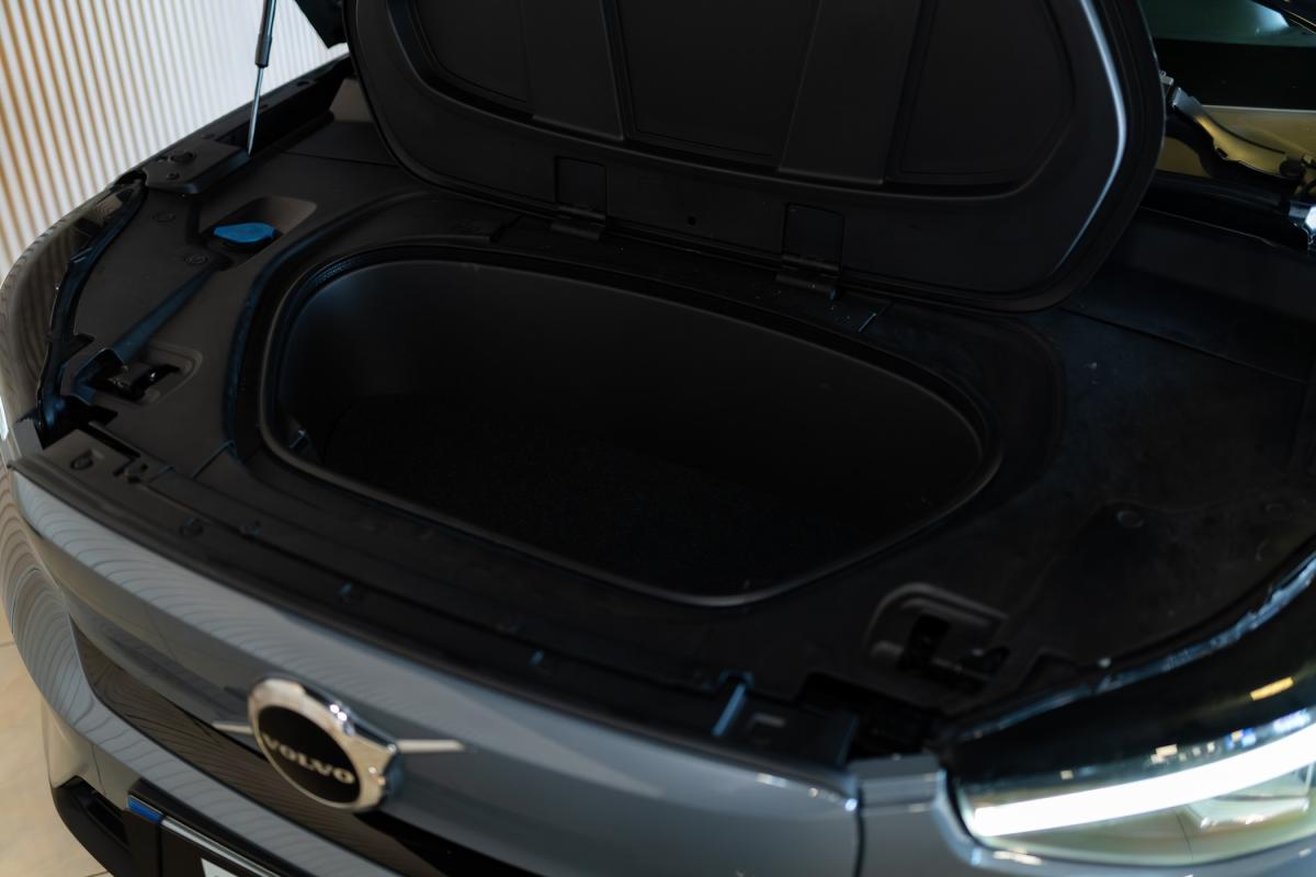 volvo-xc40-2022-eletrico-0cc