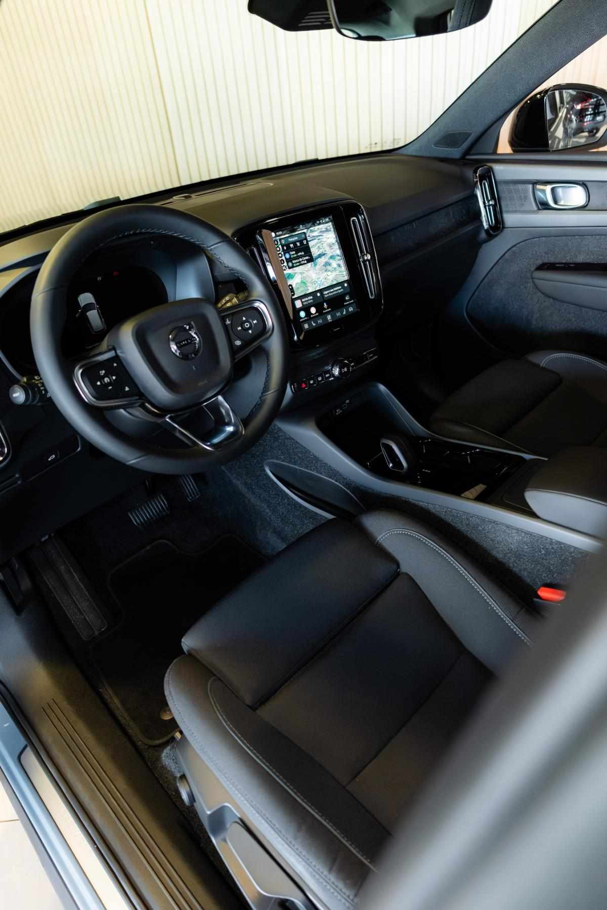 volvo-xc40-2022-eletrico-0cc