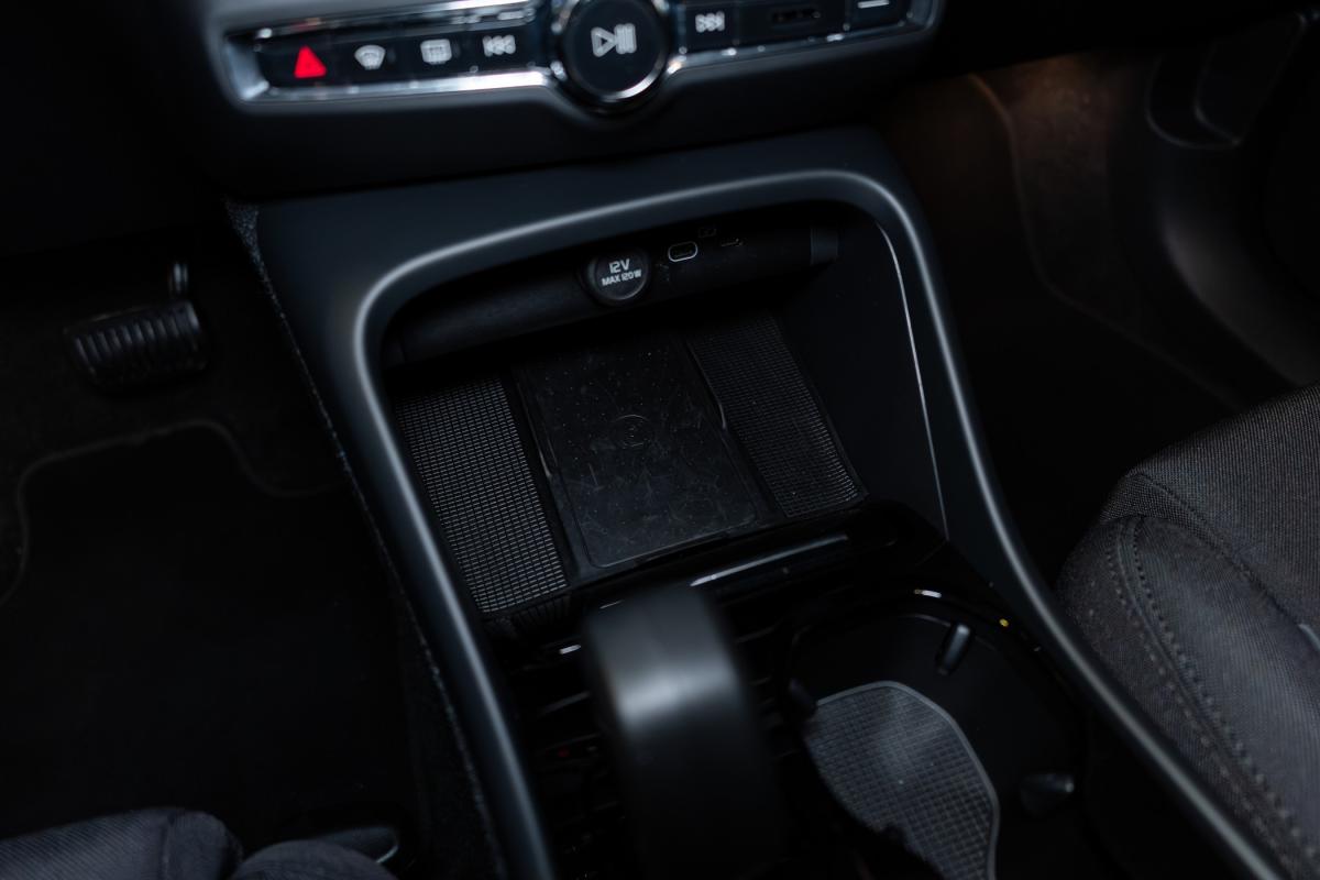 volvo-xc40-2022-eletrico-0cc