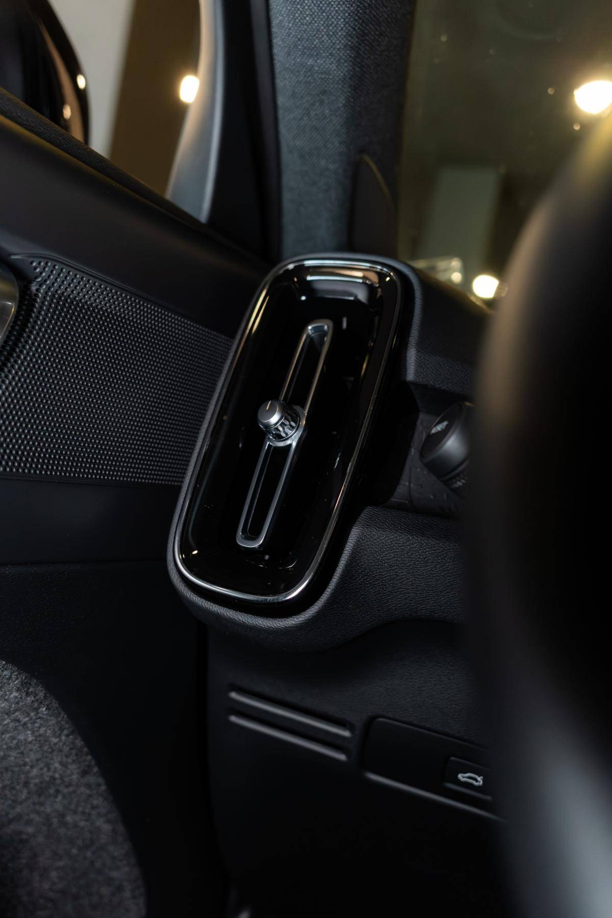 volvo-xc40-2022-eletrico-0cc