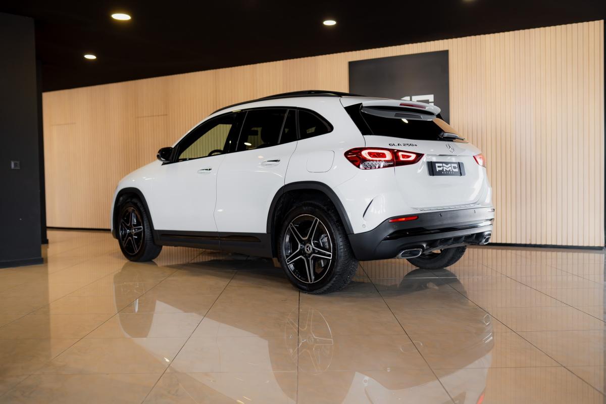mercedes-benz-gla-2022-hibrido-a-gasolina-1332cc